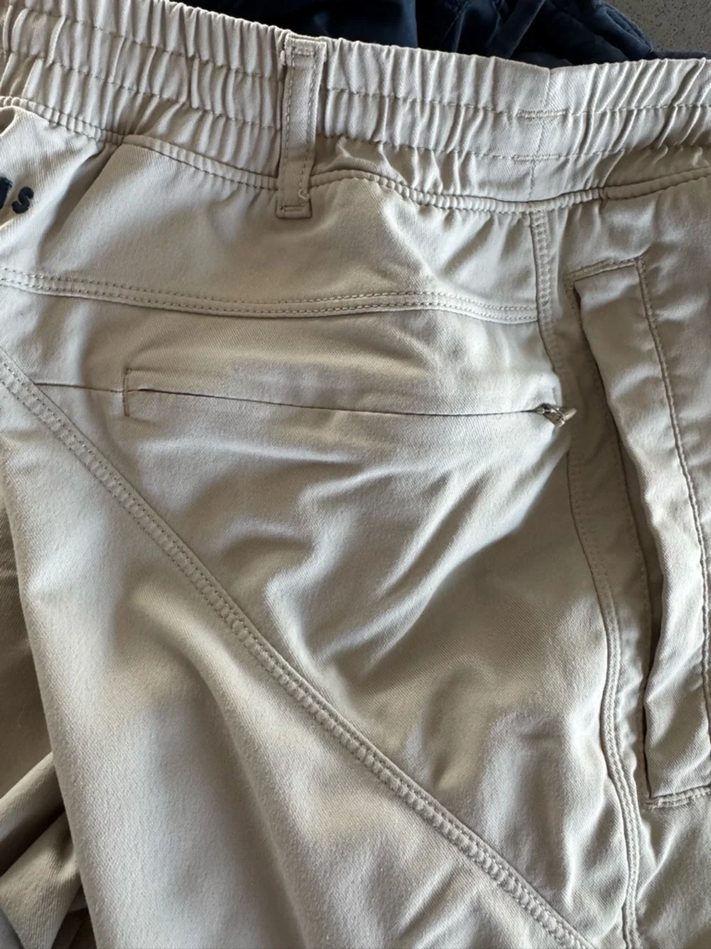 Birddogs Men’s Tan Performance Shorts size Medium - Picture 3 of 7